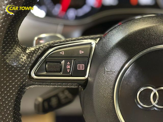 Vehicle image 29 of 68