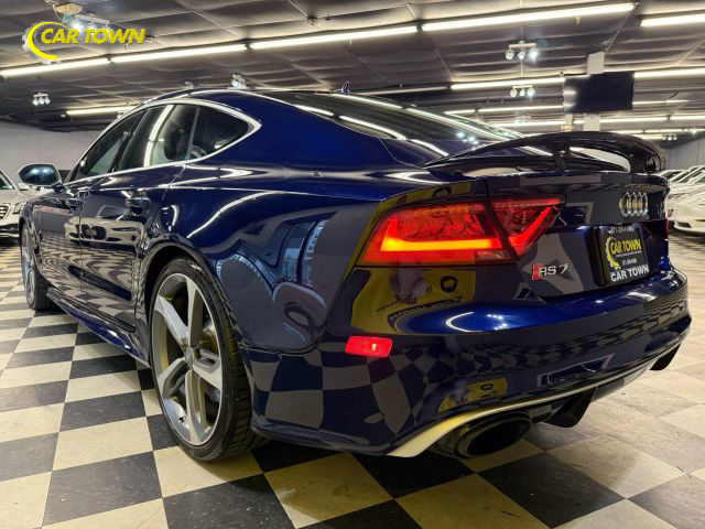 Vehicle image 12 of 68
