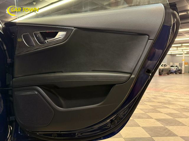 Vehicle image 48 of 68