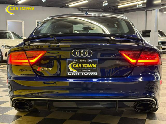 Vehicle image 14 of 68