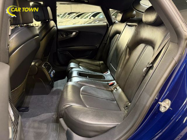 Vehicle image 46 of 68