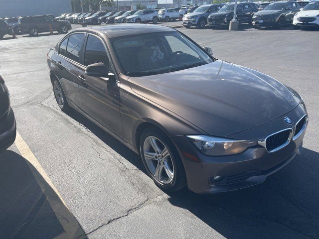 2014 BMW 3 Series 320i