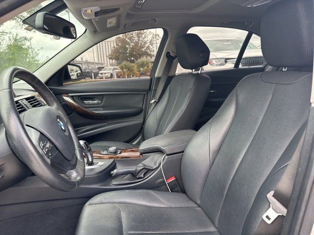 2014 BMW 3 Series 320i