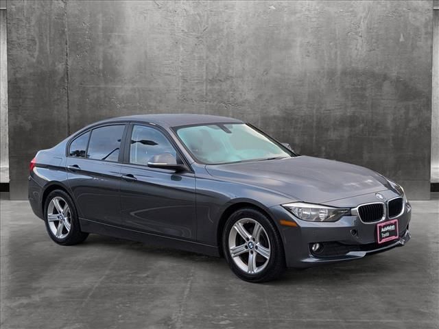 2014 BMW 3 Series 320i