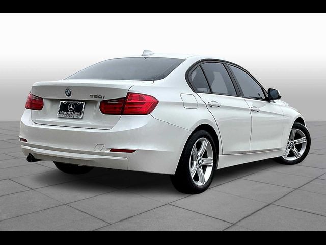 2014 BMW 3 Series 320i