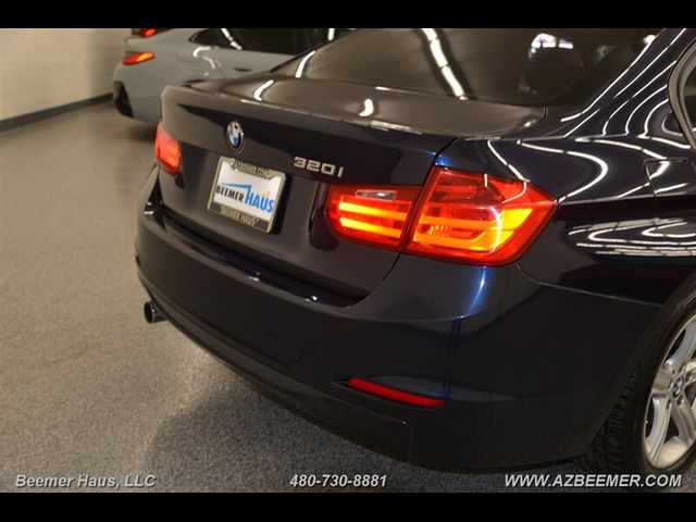 2014 BMW 3 Series 320i