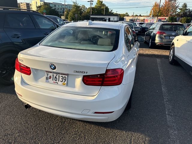 2014 BMW 3 Series 320i