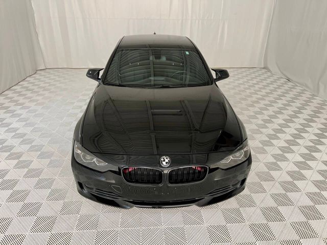 2014 BMW 3 Series 320i