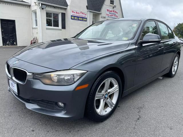 2014 BMW 3 Series 320i