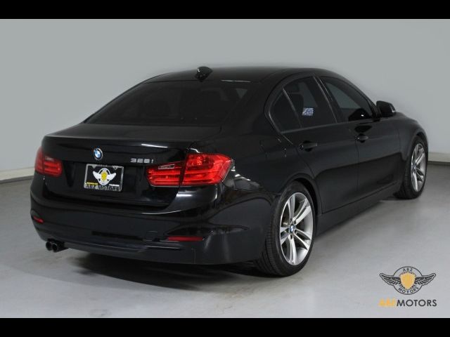 2014 BMW 3 Series 328i