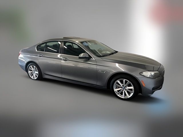 2014 BMW 5 Series 528i