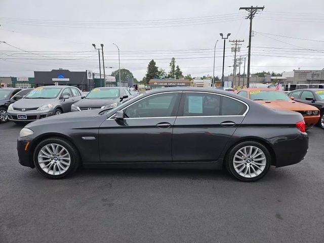 2014 BMW 5 Series 528i