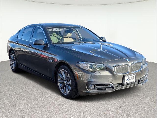 2014 BMW 5 Series 528i xDrive