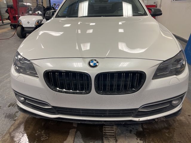 2014 BMW 5 Series 528i xDrive