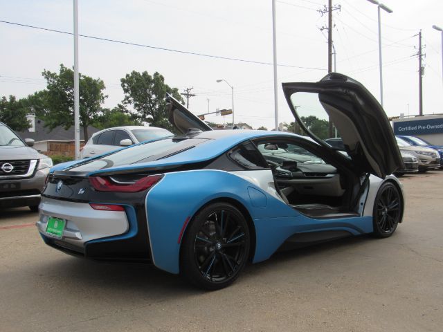 2014 BMW i8 Base