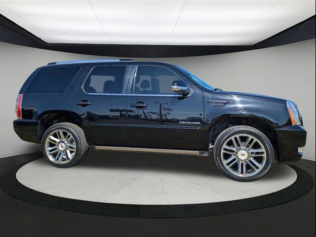 2014 Cadillac Escalade Premium