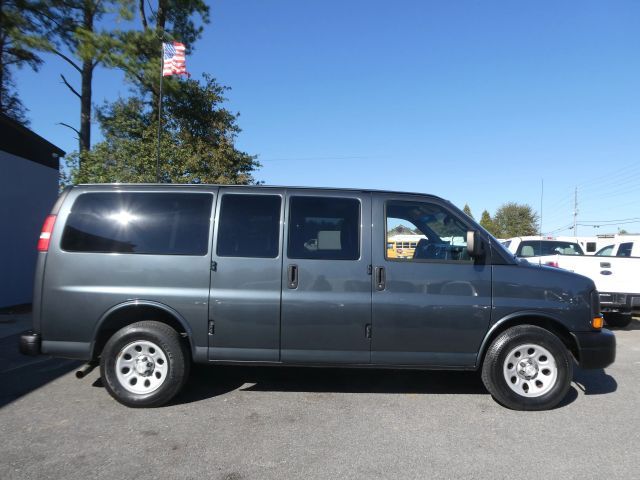 2014 Chevrolet Express LS