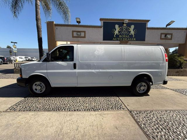 2014 Chevrolet Express Base