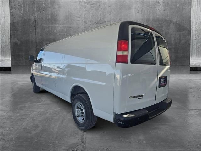 2014 Chevrolet Express Base