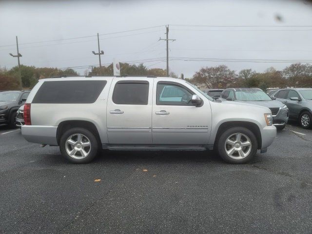 2014 Chevrolet Suburban LTZ