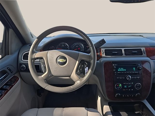 2014 Chevrolet Suburban LT