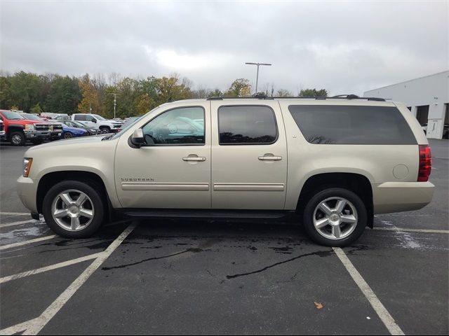 2014 Chevrolet Suburban LT