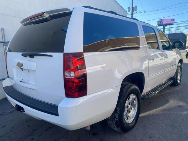 2014 Chevrolet Suburban LT