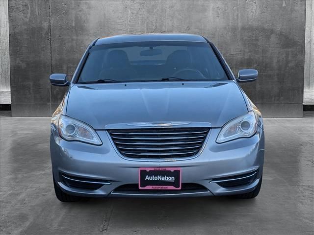 2014 Chrysler 200 LX