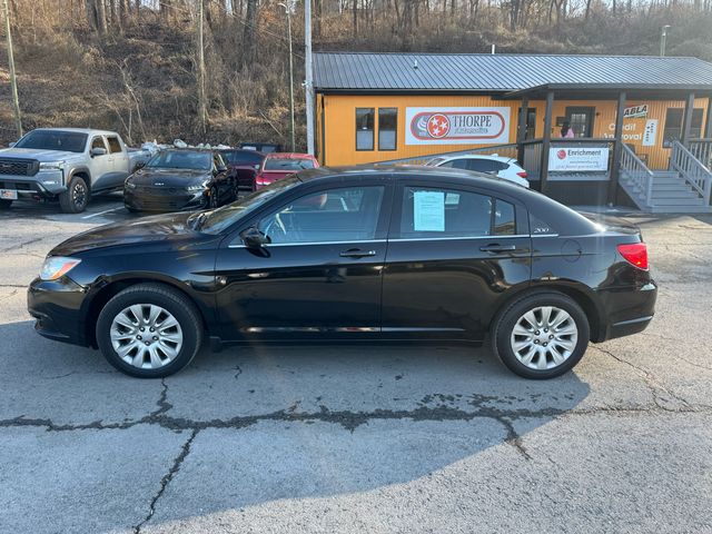 2014 Chrysler 200 LX