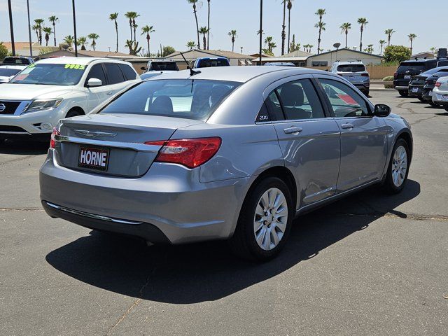 2014 Chrysler 200 LX