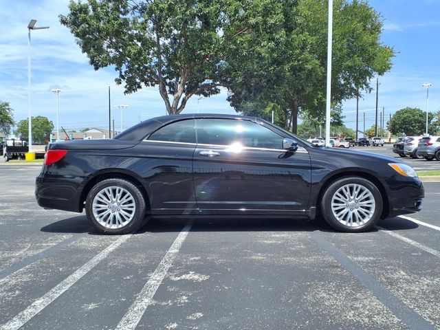 2014 Chrysler 200 Limited