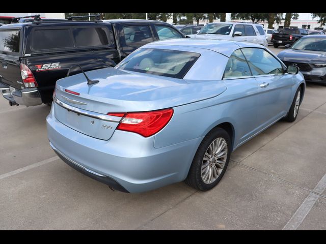 2014 Chrysler 200 Limited