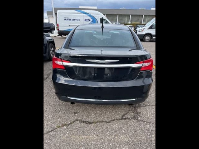 2014 Chrysler 200 Limited