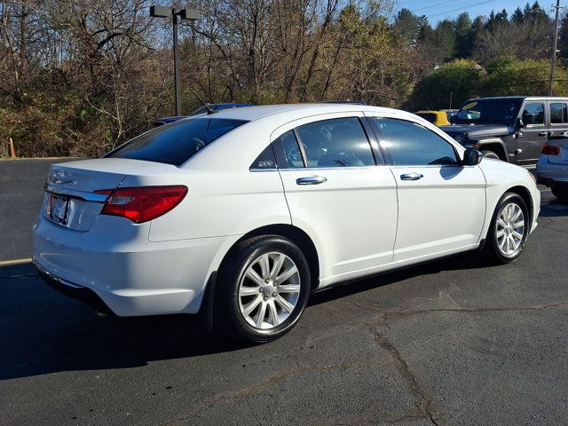 2014 Chrysler 200 Limited