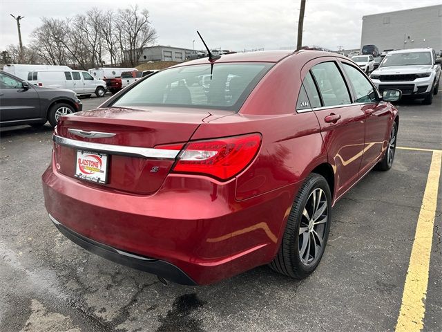 2014 Chrysler 200 Limited