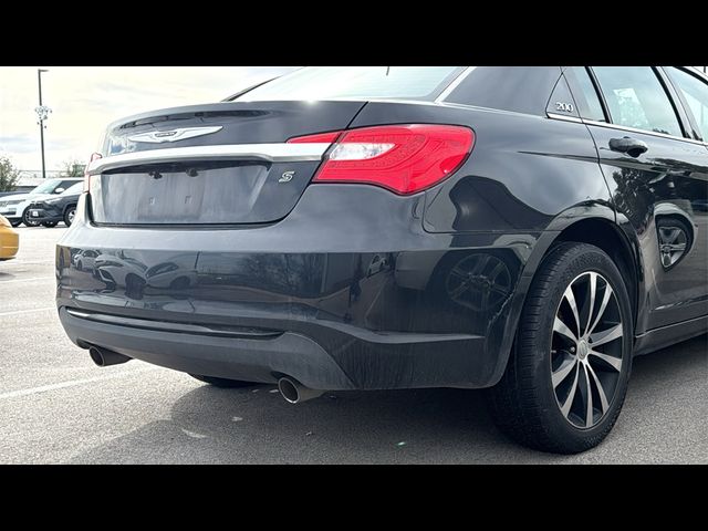 2014 Chrysler 200 Limited