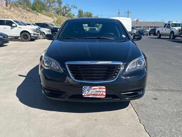 2014 Chrysler 200 Limited