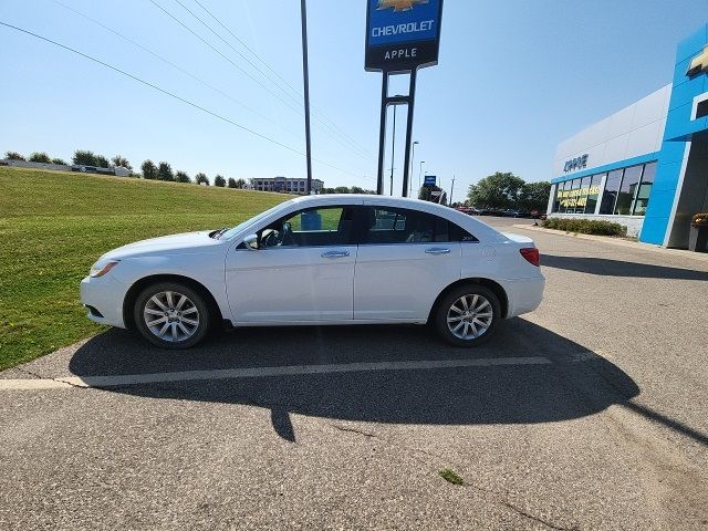 2014 Chrysler 200 Limited