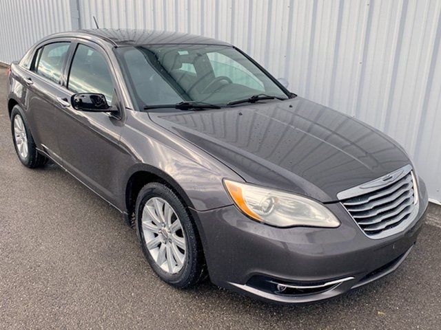 2014 Chrysler 200 Limited