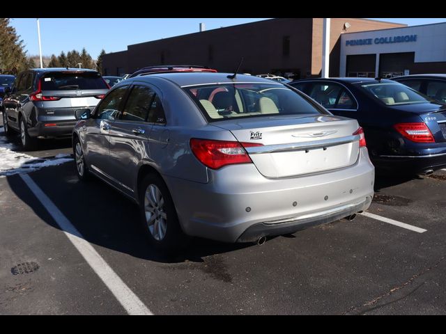 2014 Chrysler 200 Limited