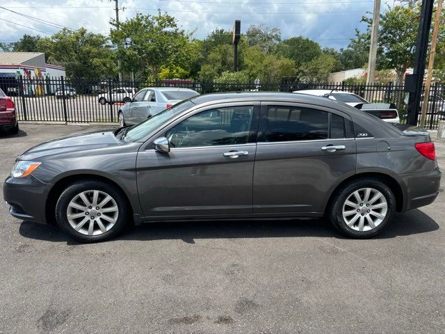 2014 Chrysler 200 Limited