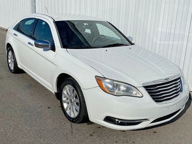 2014 Chrysler 200 Limited