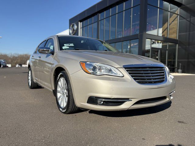 2014 Chrysler 200 Limited