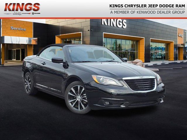 2014 Chrysler 200 S