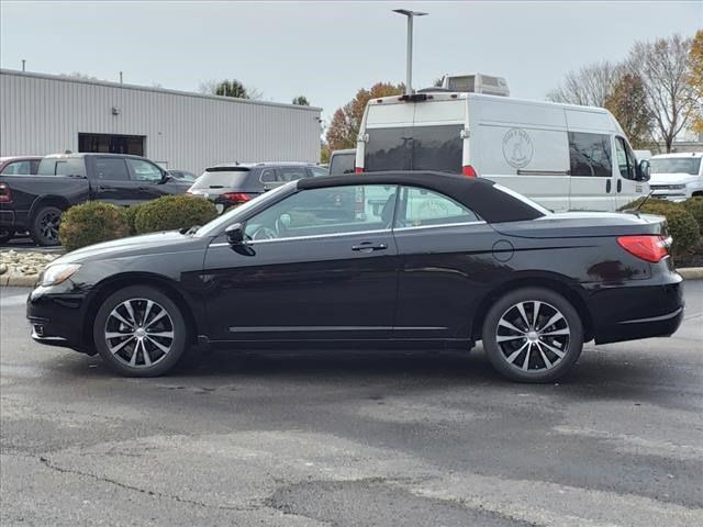 2014 Chrysler 200 S