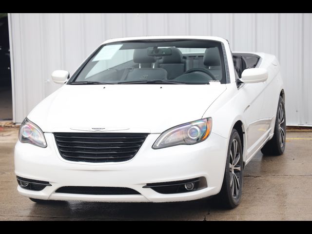 2014 Chrysler 200 S