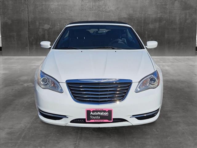 2014 Chrysler 200 Touring