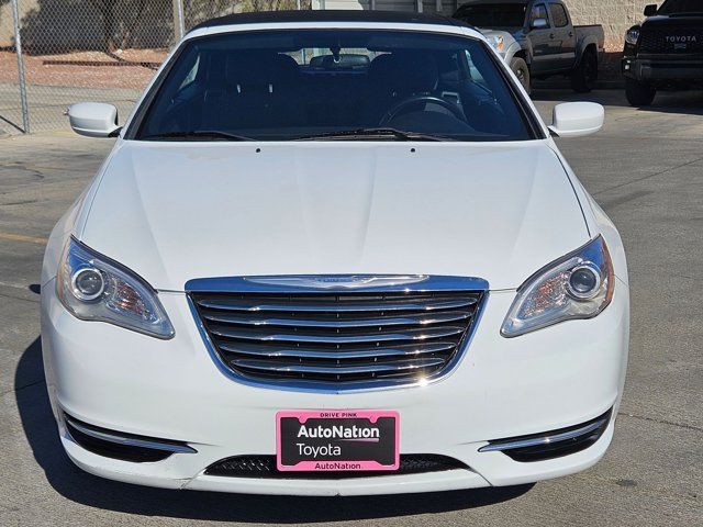 2014 Chrysler 200 Touring