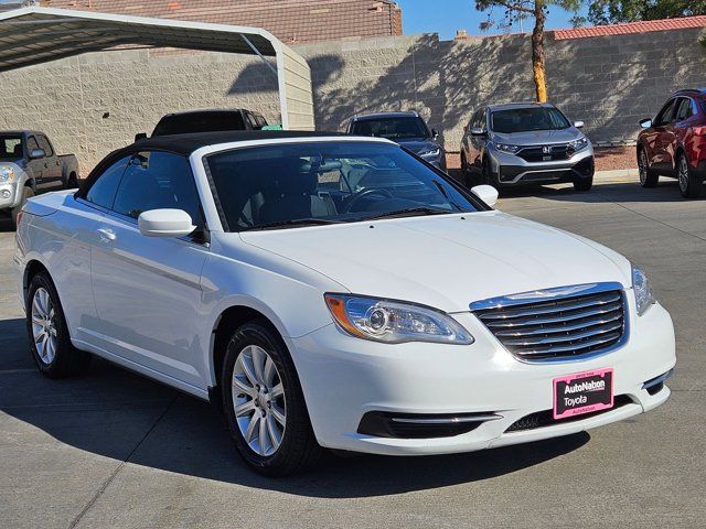 2014 Chrysler 200 Touring