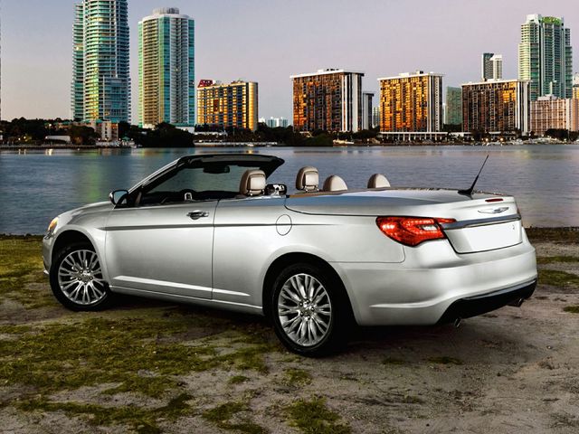 2014 Chrysler 200 Touring